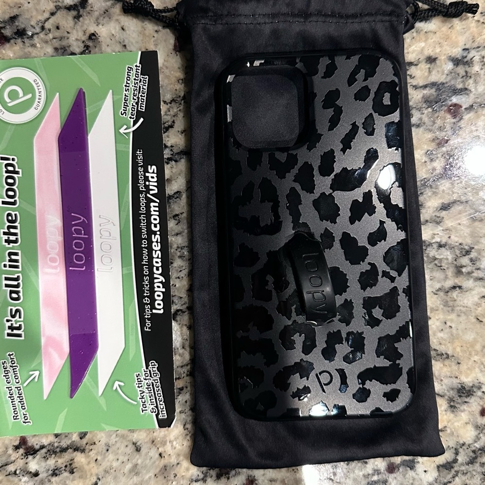 iPhone 12/12 Pro Loopy Case